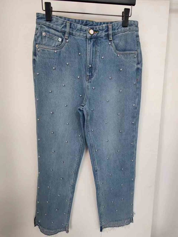 Gwiazda jak szpilki na nogach Denim Bottom dla unikalnego, wyróżniającego się wyglądu