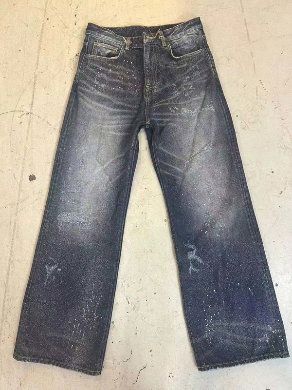 Vintage inspirowane farbą Design Splatter Denim Do dąbnego Edgy wygląd